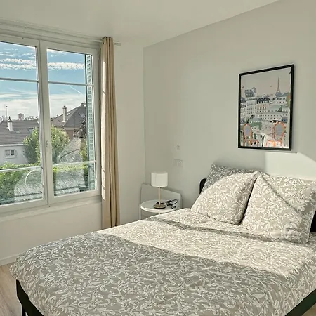 Cozy Paris Gateway Groups With Free Parking Apartment